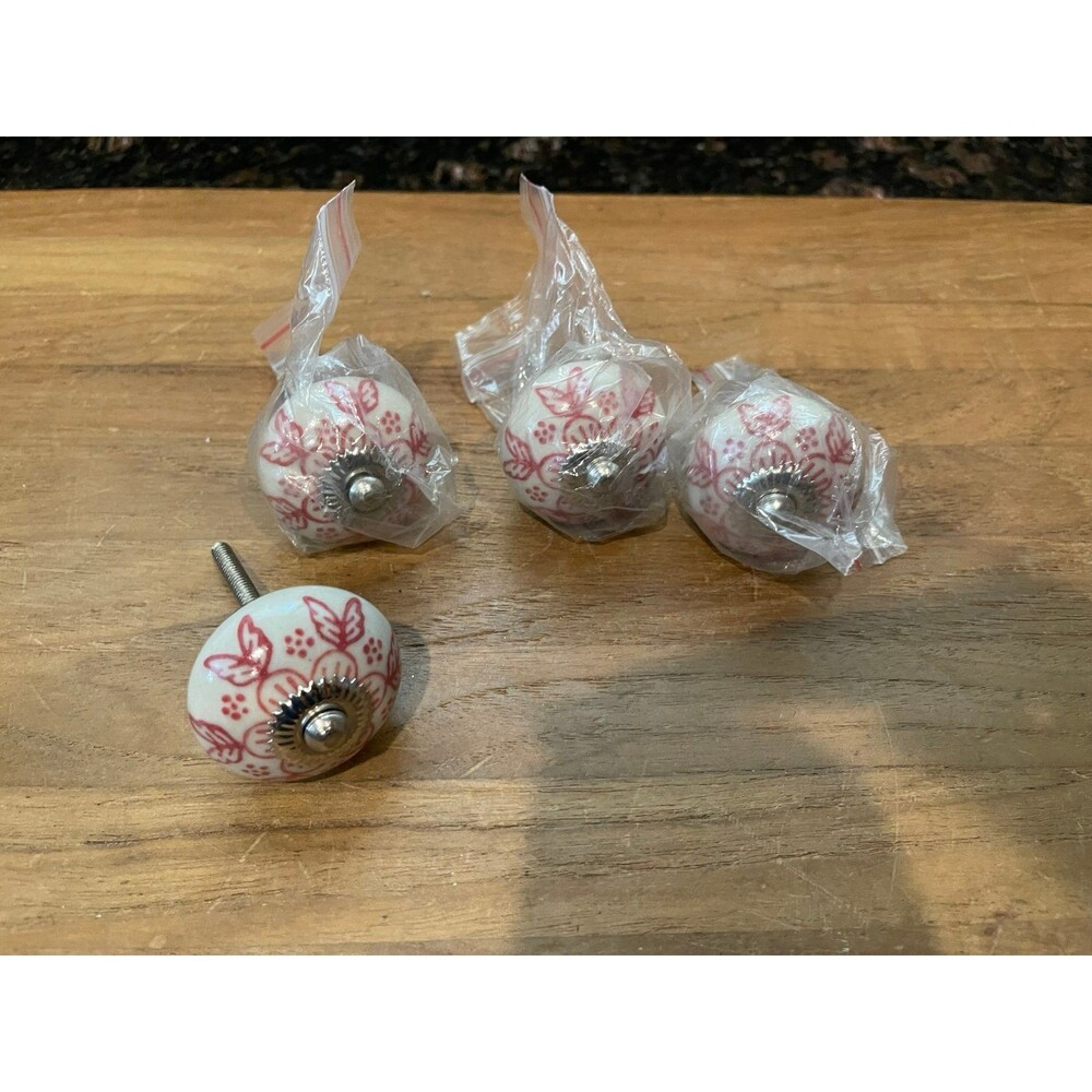 4 red & White Geometric Ceramic Pull Knobs